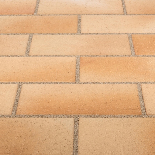 Прочный и стильный фасад с плиткой Stroeher Spaltklinker 123 Beige Bunt