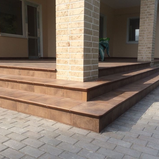 Элегантная флорентийская плитка Stroeher Aera T 712 Marone для стильного интерьера