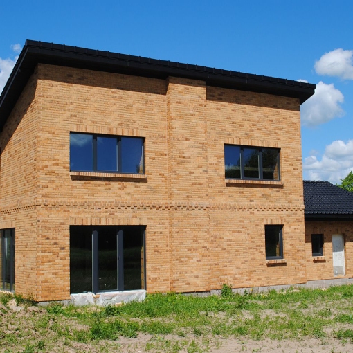 Клинкерная фасадная плитка Feldhaus Klinker SINTRA R665 – идеальный выбор для стильного и долговечного фасада