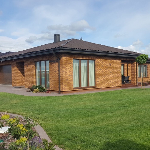 Фасадная клинкерная плитка Feldhaus Klinker SINTRA R684 – идеальный выбор для стильного и долговечного фасада