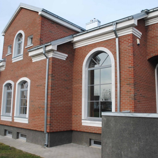 Клинкерная фасадная плитка Feldhaus Klinker SINTRA R689 для стильного и долговечного фасада