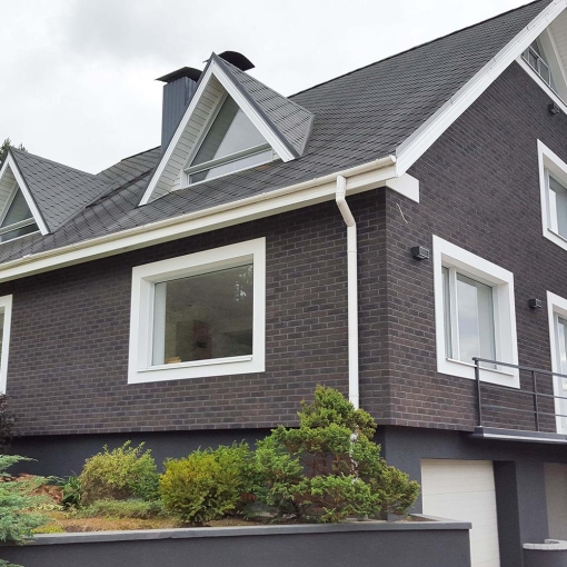 Клинкерная фасадная плитка Feldhaus Klinker SINTRA R697 – идеальный выбор для стильного и долговечного фасада