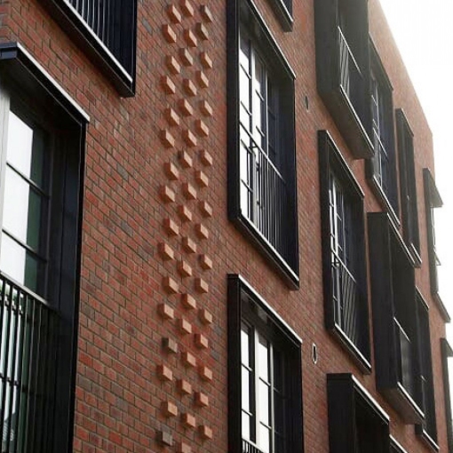 Фасадная клинкерная плитка Feldhaus Klinker SINTRA R698 – идеальный выбор для стильного и долговечного фасада