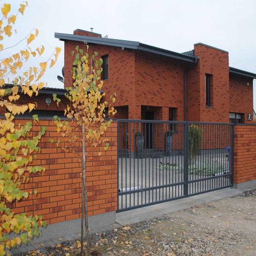 Клинкерная фасадная плитка Feldhaus Klinker CLASSIC R228 для долговечного и стильного фасада