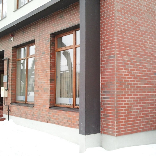 Клинкерная плитка для фасада Feldhaus Klinker CLASSIC R303 – идеальное решение для стильного и долговечного фасада