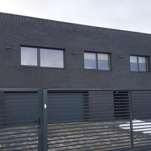 Фасадная клинкерная плитка Feldhaus Klinker VASCU R761 - идеальное решение для стильного и долговечного фасада Фасадная клинкерная плитка Feldhaus Klinker VASCU R761 - идеальное решение для стильного и долговечного фасада