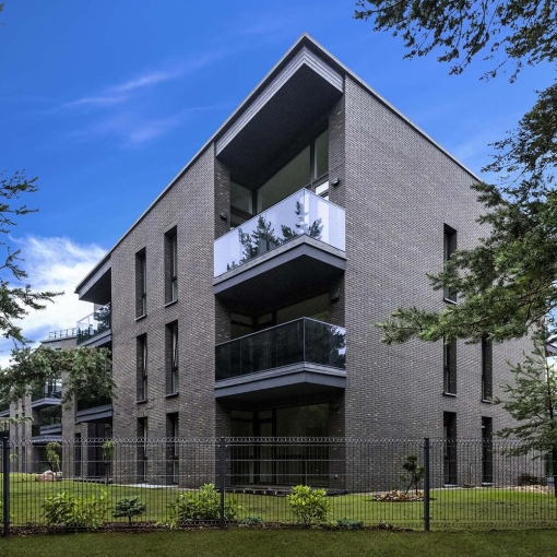 Фасадная клинкерная плитка Feldhaus Klinker VASCU R739 – идеальный выбор для долговечного и стильного фасада