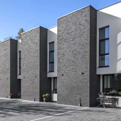 Клинкерная фасадная плитка Feldhaus Klinker VASCU R736 для стильного и долговечного фасада