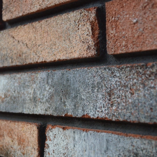 LONG 440 L20.018 – Фасадная плитка под клинкер: надежная защита и изысканный стиль