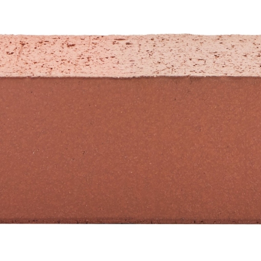 Кирпич лицевой полнотелый красный флэш – прочный облицовочный материал с эффектом плавного перехода оттенков для фасадов и декоративной кладки