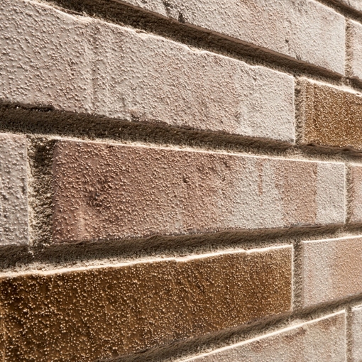 Клинкерная плитка Stroeher Kontur CG 481 SANDBRAND для фасада: надежность и стиль в каждом элементе